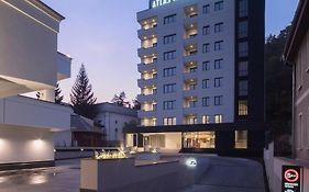 Atlas Aparthotel Piatra Neamt